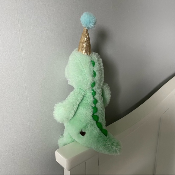 FAO Schwarz 12in T Rex Dino Plush with Birthday Hat - Picture 2 of 9